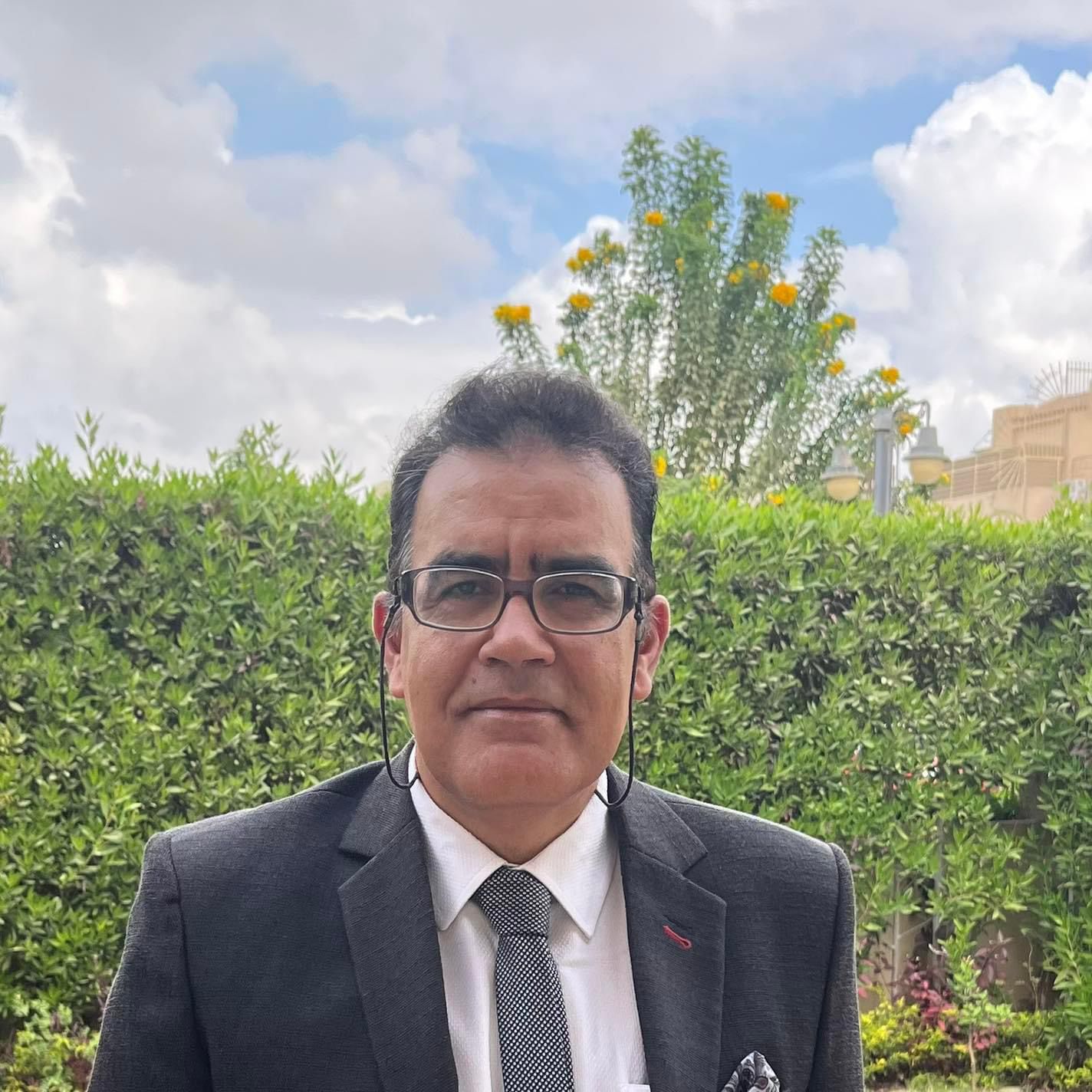 د.أسامة مسعود