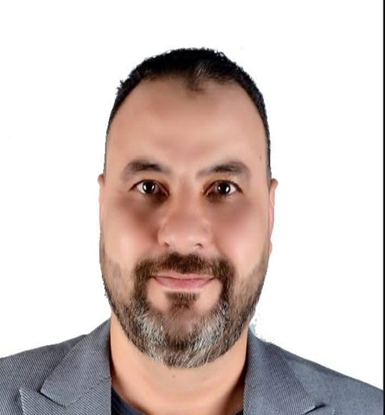 أحمد أمين
